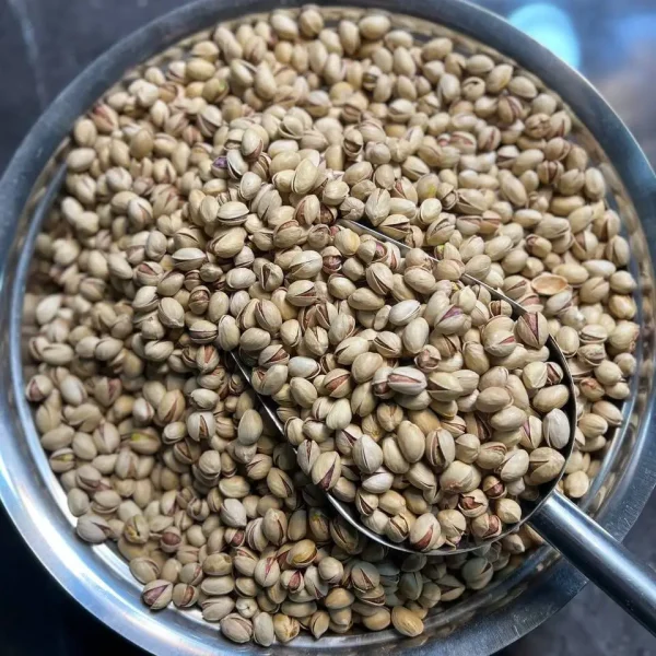 پسته فندقی ممتاز ایرانی + مناسب صنایع و بازار خشکبار + قیمت و خرید عمده